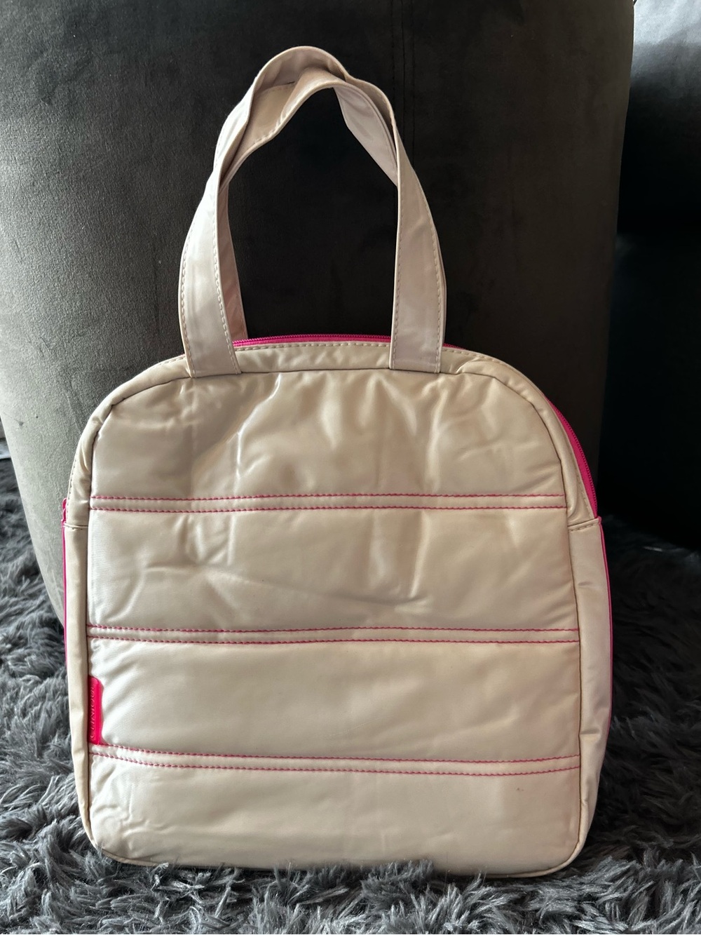 Clinique Quilted Puffer Makeup Travel Bag - Cream & Pink